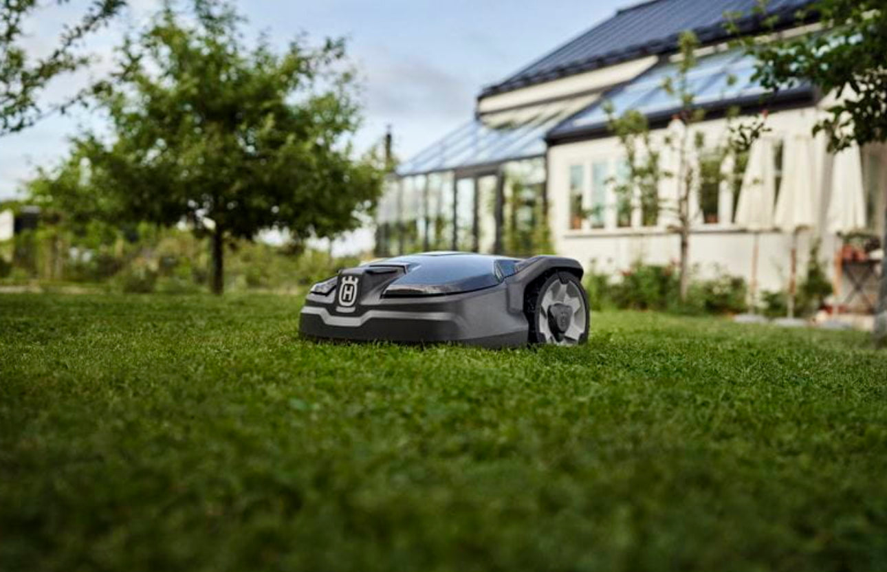 Robotic lawn mower HUSQVARNA AM315||